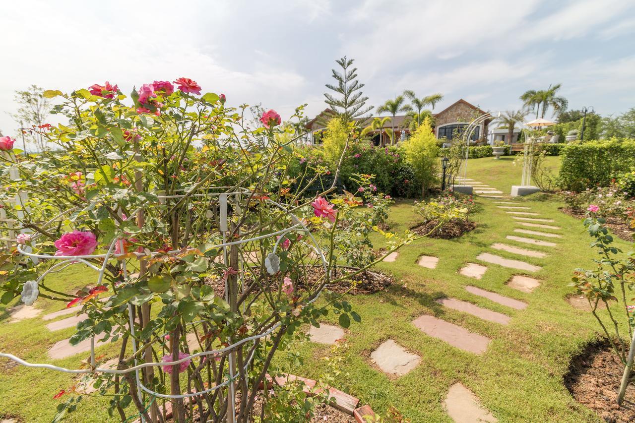 Chateau De Prim Khao Yai Banszapphlu Kültér fotó